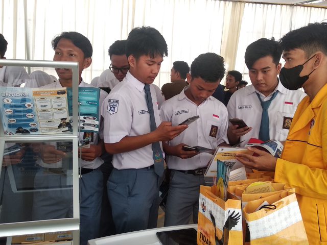 Tim Humas UNTIDAR Sosialisasikan Penerimaan Mahasiswa Baru 2023 di Berbagai Kota di Jawa Tengah