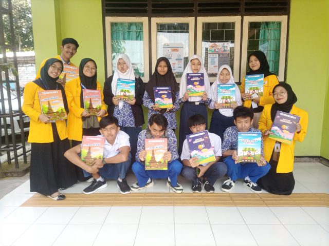 Tim PKM-PM Untidar dan Guru SLBN Kota Magelang Ciptakan Etnobook untuk Siswa Tunagrahita